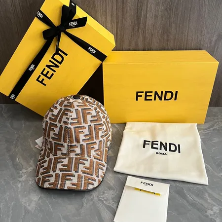 フェンディ 帽子