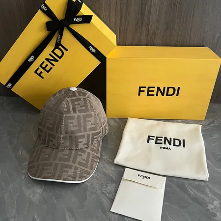 フェンディ 帽子