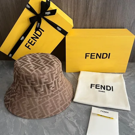 フェンディ 帽子