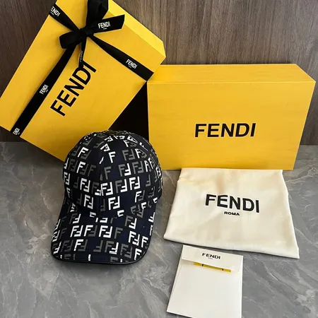 フェンディ 帽子