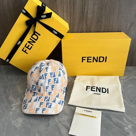 フェンディ 帽子