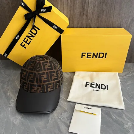 フェンディ 帽子
