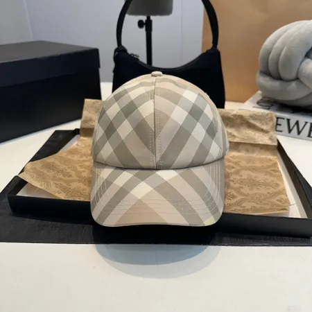 バーバリー ス 帽子