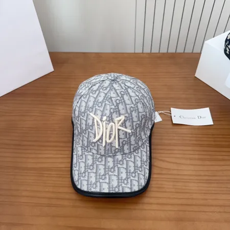 ディオール 帽子