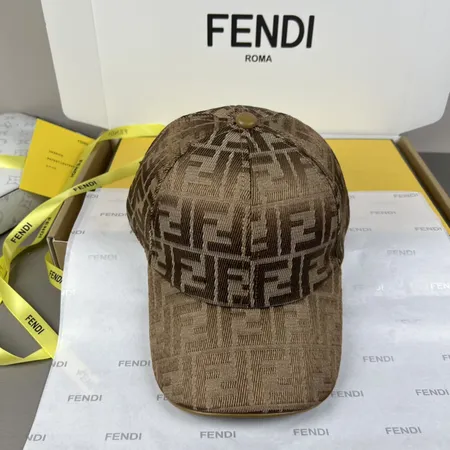 フェンディ 帽子