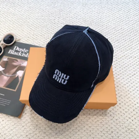 ミュウミュウ 帽子