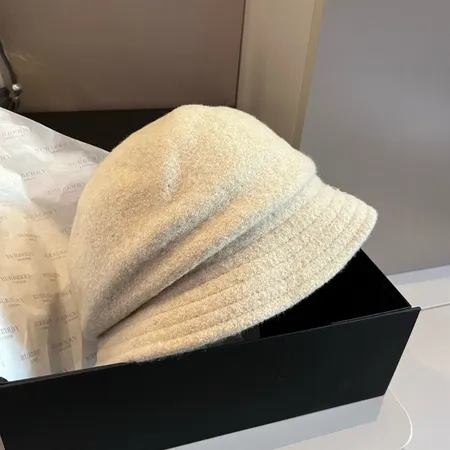 バーバリー ス 帽子