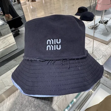 ミュウミュウ 帽子