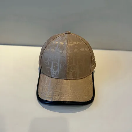 ディオール 帽子