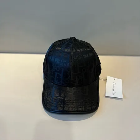 ディオール 帽子