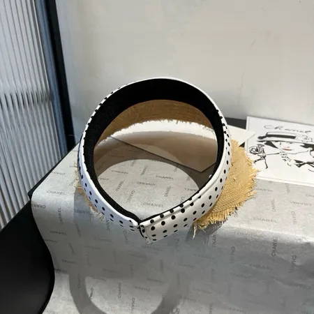 ミュウミュウ 帽子