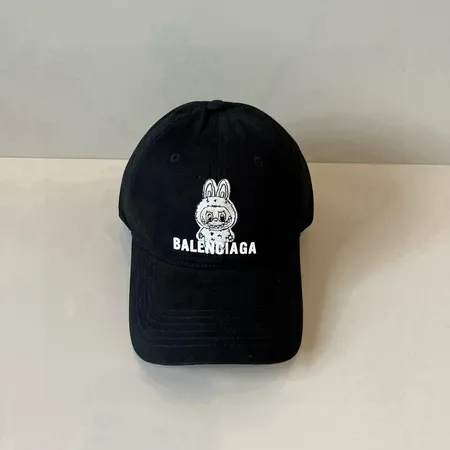 バレンシアガ 帽子