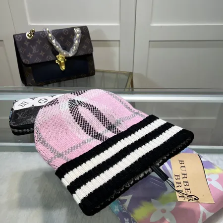 バーバリー ス 帽子