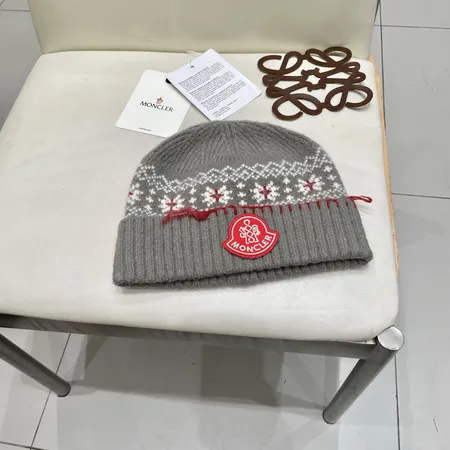 ミュウミュウ 帽子