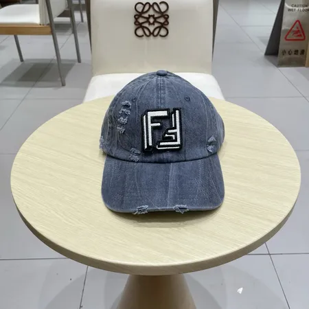 フェンディ 帽子