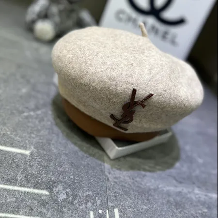 イブサンローラン 帽子