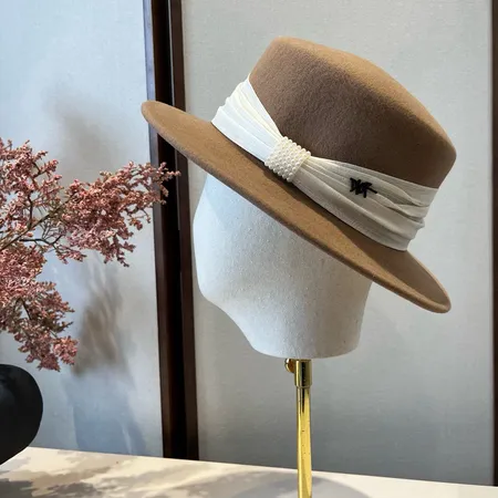 ディオール 帽子