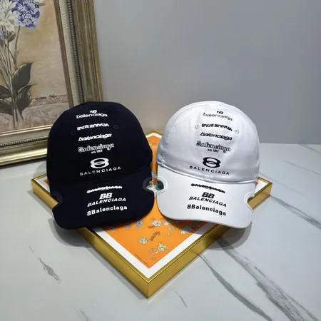 バレンシアガ 帽子
