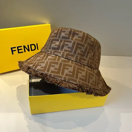 フェンディ 帽子