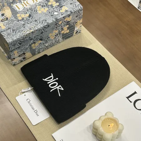 ディオール 帽子