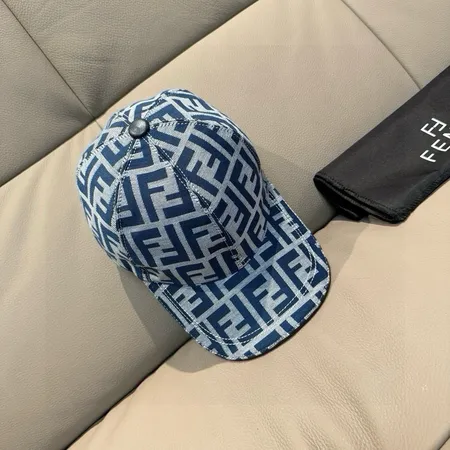フェンディ 帽子