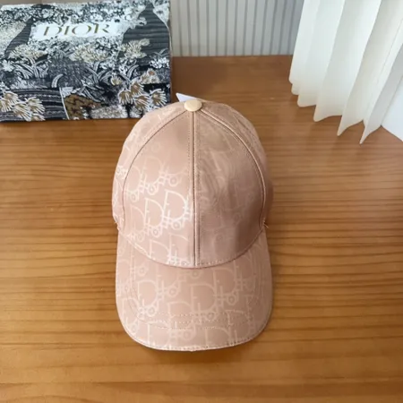 ディオール 帽子