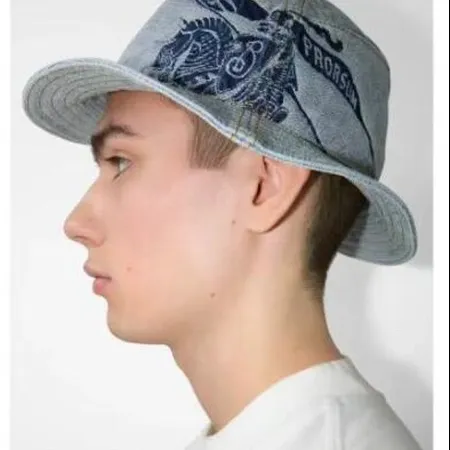 バーバリー ス 帽子