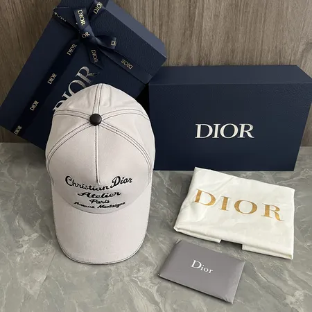 ディオール 帽子
