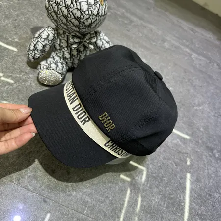 ディオール 帽子
