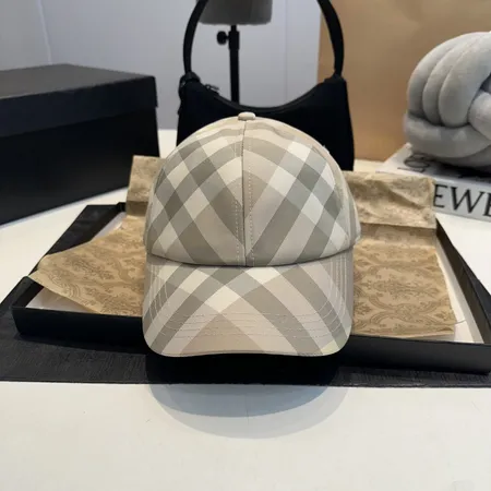 バーバリー ス 帽子