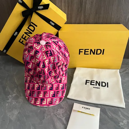 フェンディ 帽子