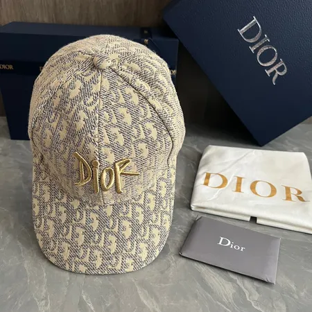 ディオール 帽子
