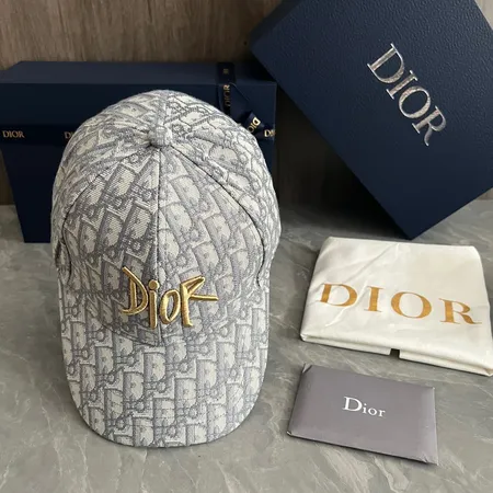 ディオール 帽子