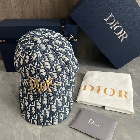 ディオール 帽子