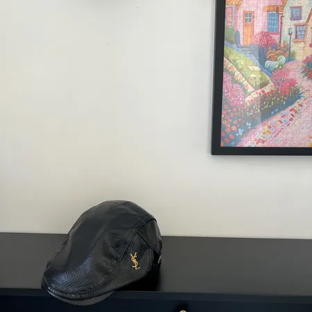 イブサンローラン 帽子