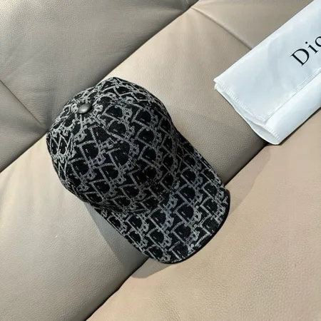 ディオール 帽子