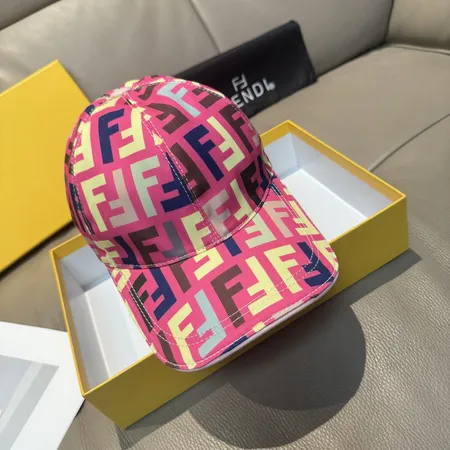 フェンディ 帽子