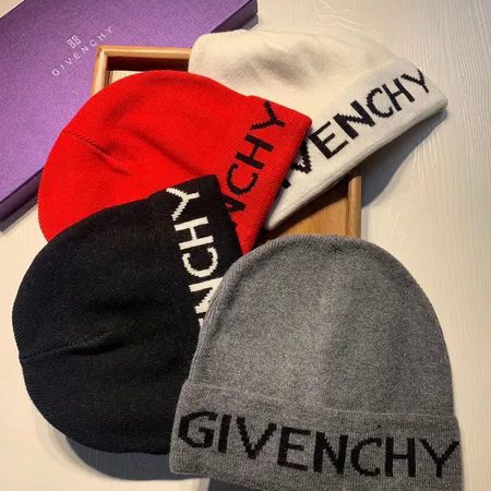 ジバンシィ 帽子