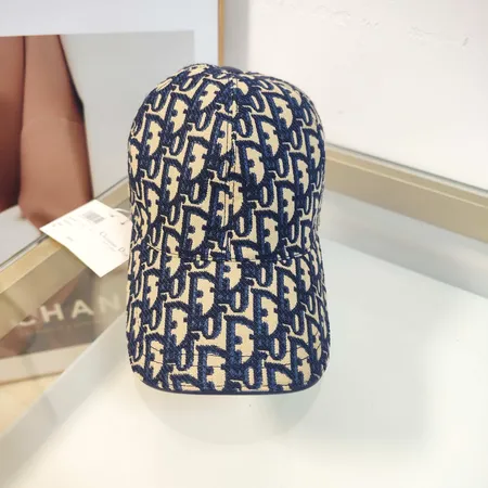 ディオール 帽子