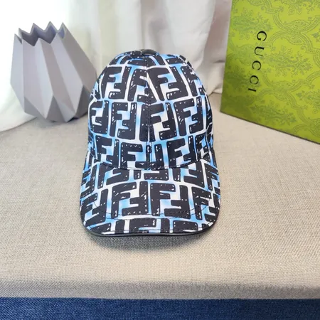 フェンディ 帽子