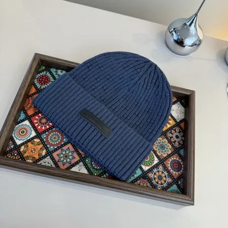 アルマーニ 帽子