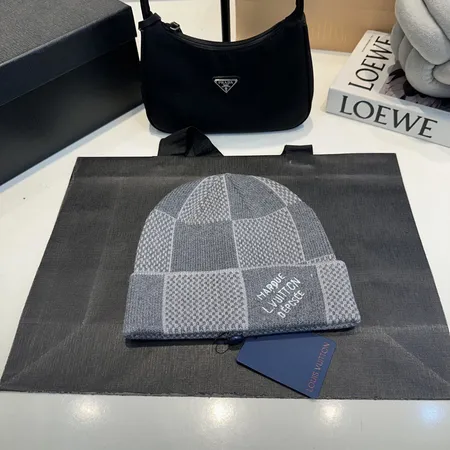 ルイヴィトン 帽子