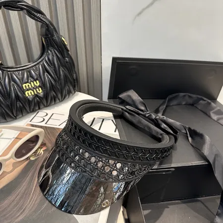 ディオール 帽子