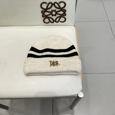 ディオール 帽子