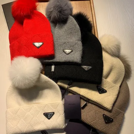 プラダ 帽子