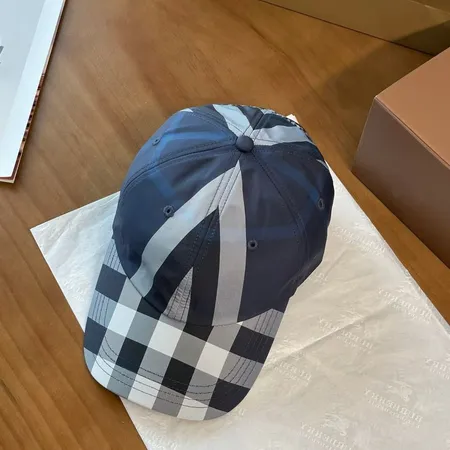 バーバリー ス 帽子