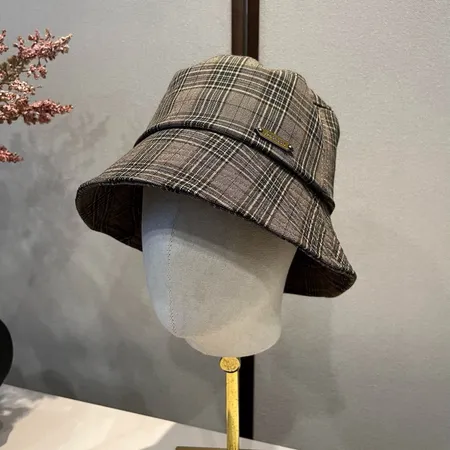 バーバリー ス 帽子