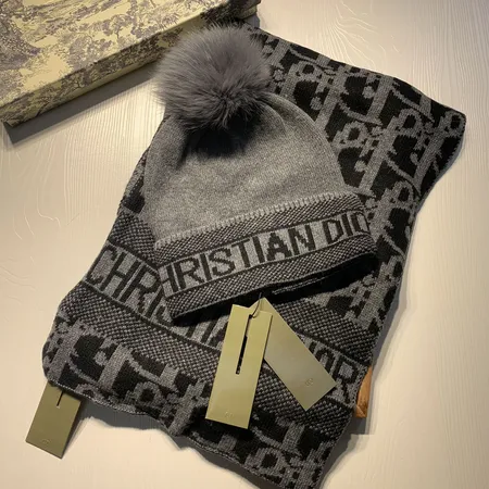 ディオール 帽子