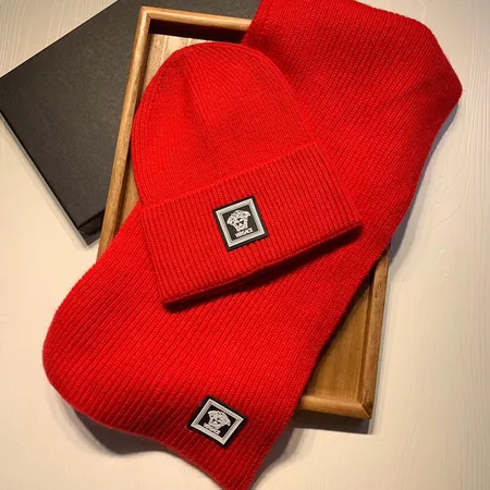 ヴェルサーチ 帽子