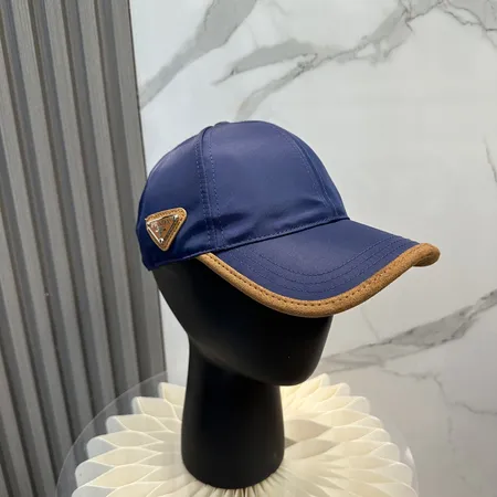 プラダ 帽子